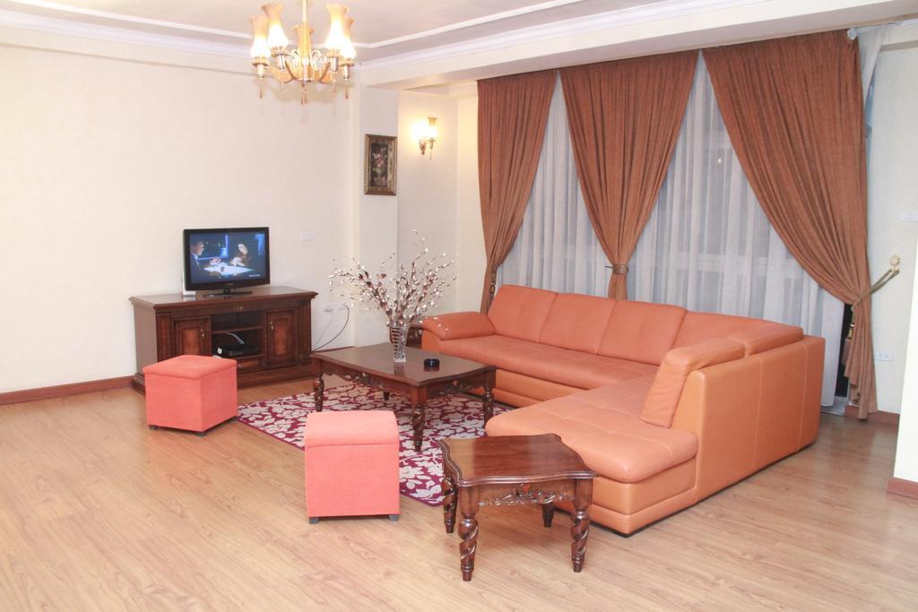 Solmile Family Guest House Аддис-Абеба Екстер'єр фото